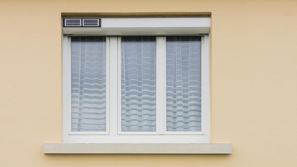 Sonnenschutz für Fenster in Baden